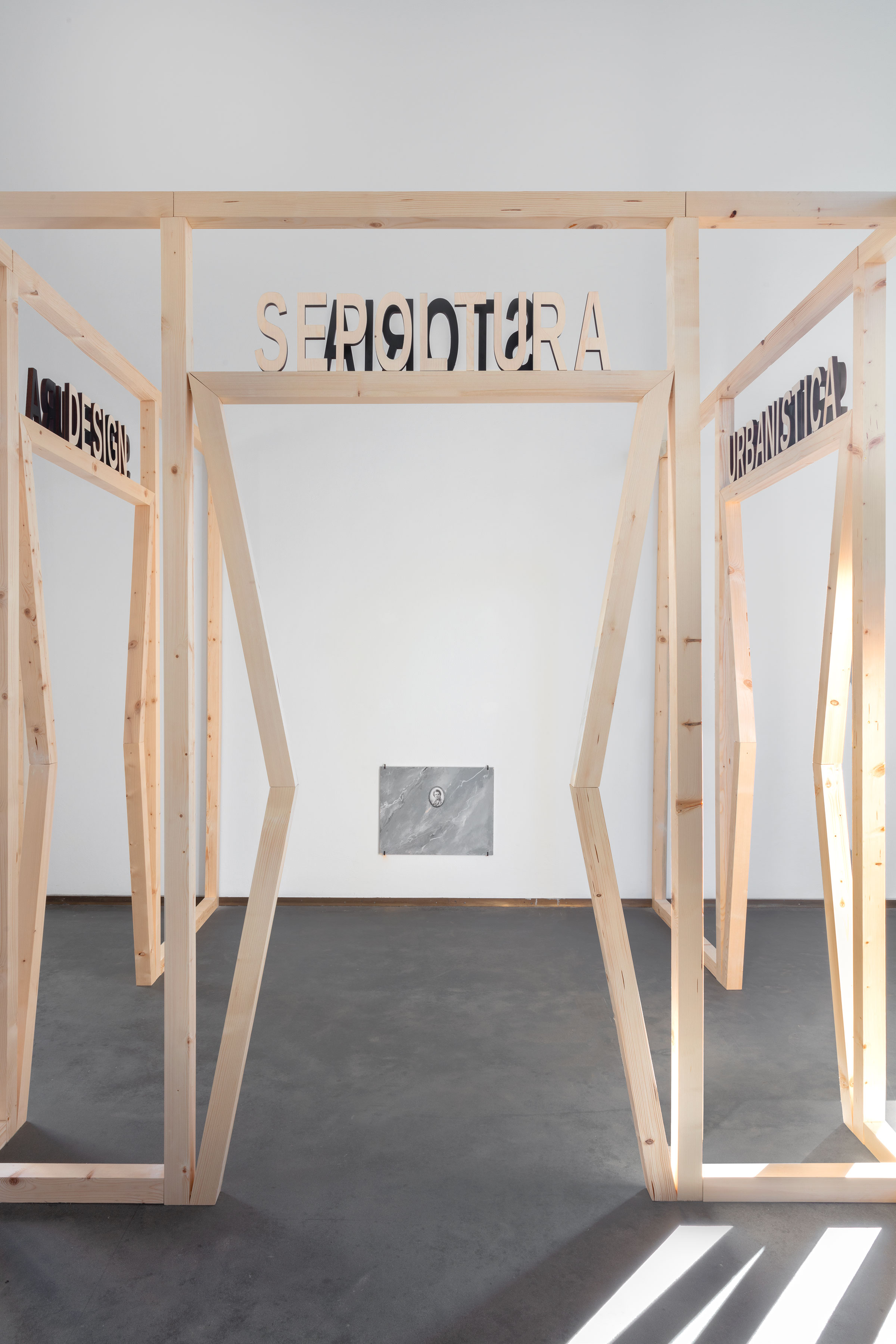 Michelangelo Pistoletto, La tomba della madre - Le Stanze (nove) (The motheru0027s grave - The Rooms - nine), 1976